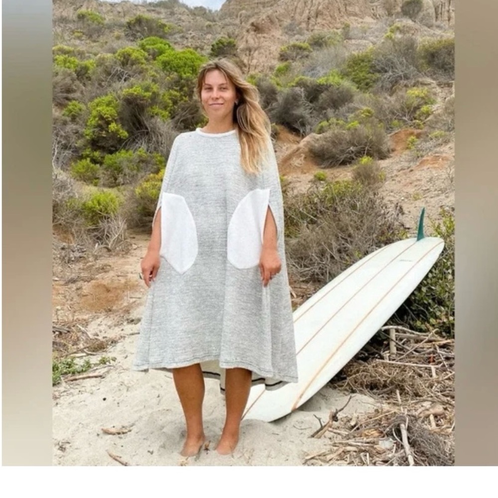 Like new Seea Changing Poncho